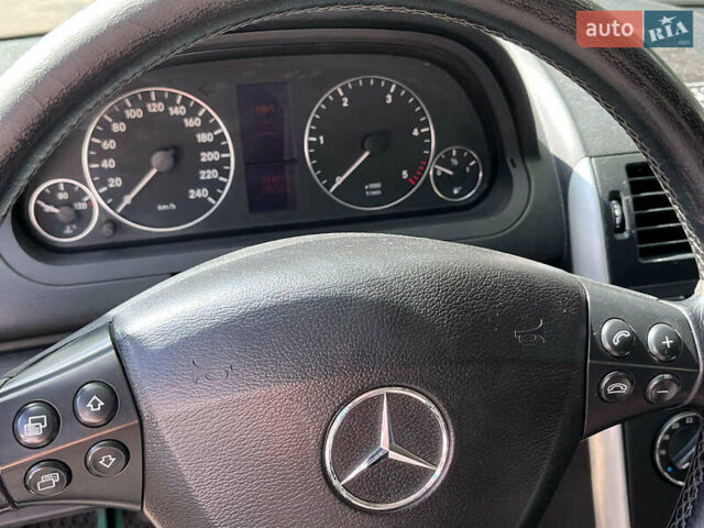Серый Мерседес А класс, объемом двигателя 2 л и пробегом 355 тыс. км за 2980 $, фото 20 на Automoto.ua
