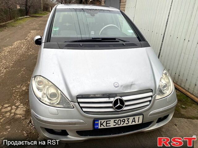 Сірий Мерседес А клас, об'ємом двигуна 2 л та пробігом 301 тис. км за 5800 $, фото 1 на Automoto.ua