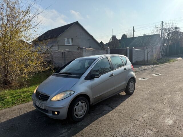 Серый Мерседес А класс, объемом двигателя 1.9 л и пробегом 100 тыс. км за 1950 $, фото 7 на Automoto.ua