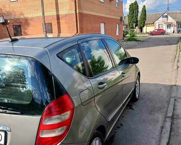 Сірий Мерседес А клас, об'ємом двигуна 2 л та пробігом 335 тис. км за 3600 $, фото 12 на Automoto.ua