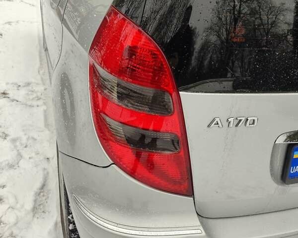 Серый Мерседес А класс, объемом двигателя 1.7 л и пробегом 185 тыс. км за 4300 $, фото 11 на Automoto.ua