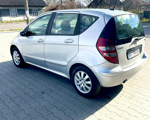 Серый Мерседес А класс, объемом двигателя 1.99 л и пробегом 278 тыс. км за 4900 $, фото 5 на Automoto.ua