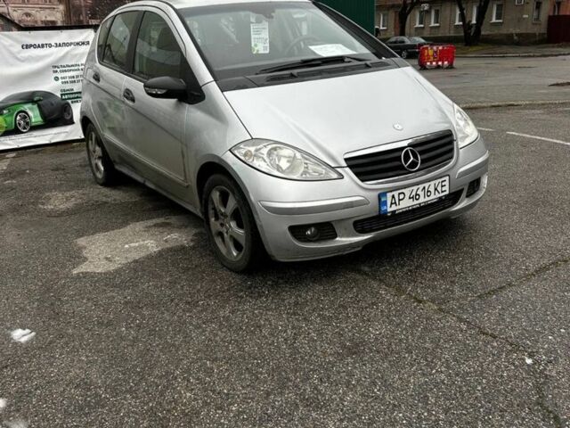 Серый Мерседес А класс, объемом двигателя 2 л и пробегом 281 тыс. км за 4500 $, фото 1 на Automoto.ua