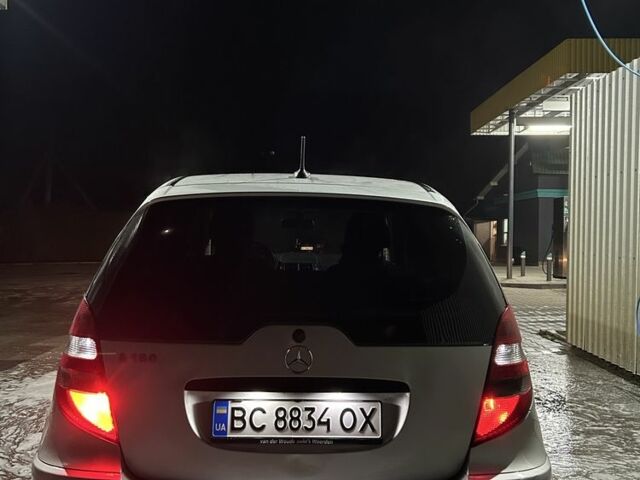 Сірий Мерседес А клас, об'ємом двигуна 2 л та пробігом 200 тис. км за 4293 $, фото 4 на Automoto.ua