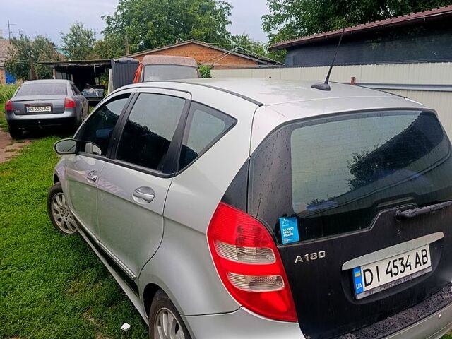 Сірий Мерседес А клас, об'ємом двигуна 2 л та пробігом 304 тис. км за 2800 $, фото 7 на Automoto.ua