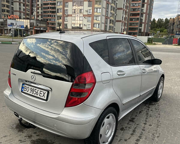 Серый Мерседес А класс, объемом двигателя 1.7 л и пробегом 180 тыс. км за 4299 $, фото 4 на Automoto.ua
