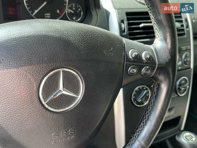 Серый Мерседес А класс, объемом двигателя 2 л и пробегом 355 тыс. км за 2980 $, фото 21 на Automoto.ua