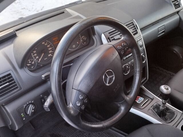 Сірий Мерседес А клас, об'ємом двигуна 2 л та пробігом 224 тис. км за 4300 $, фото 9 на Automoto.ua