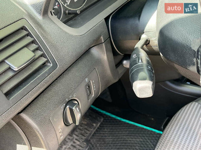 Серый Мерседес А класс, объемом двигателя 2 л и пробегом 355 тыс. км за 2980 $, фото 18 на Automoto.ua