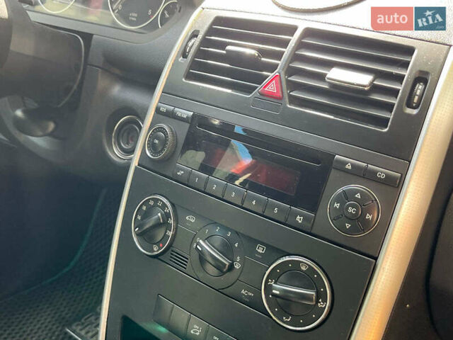 Серый Мерседес А класс, объемом двигателя 2 л и пробегом 355 тыс. км за 2980 $, фото 31 на Automoto.ua