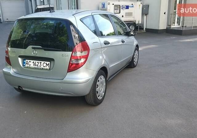Серый Мерседес А класс, объемом двигателя 2 л и пробегом 185 тыс. км за 5800 $, фото 6 на Automoto.ua