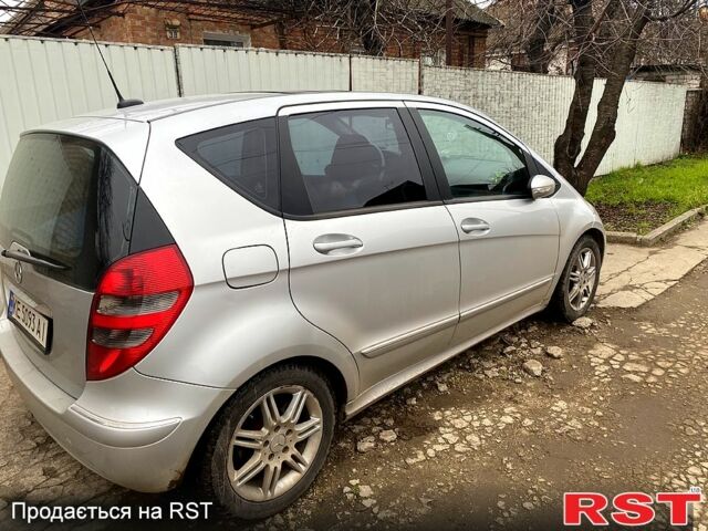 Сірий Мерседес А клас, об'ємом двигуна 2 л та пробігом 301 тис. км за 5800 $, фото 4 на Automoto.ua