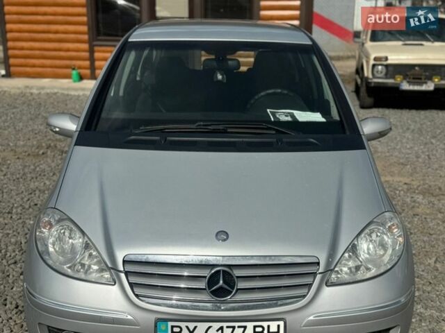 Серый Мерседес А класс, объемом двигателя 1.5 л и пробегом 231 тыс. км за 4555 $, фото 2 на Automoto.ua