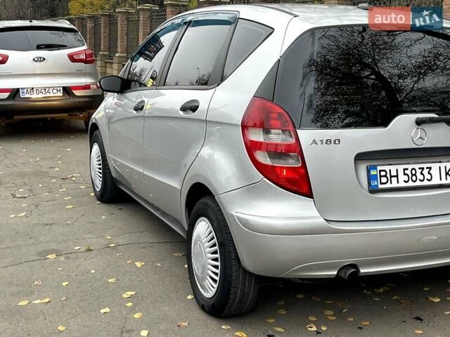 Сірий Мерседес А клас, об'ємом двигуна 1.99 л та пробігом 164 тис. км за 4999 $, фото 11 на Automoto.ua