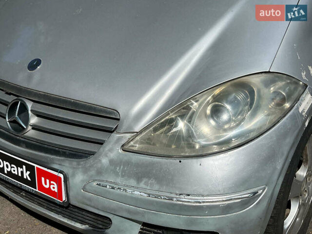 Серый Мерседес А класс, объемом двигателя 2 л и пробегом 355 тыс. км за 2980 $, фото 2 на Automoto.ua