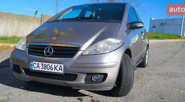 Сірий Мерседес А клас, об'ємом двигуна 1.5 л та пробігом 271 тис. км за 5500 $, фото 2 на Automoto.ua