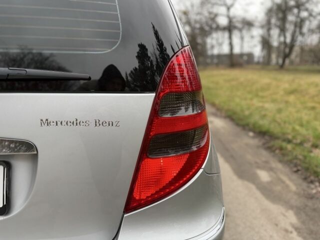 Серый Мерседес А класс, объемом двигателя 2 л и пробегом 185 тыс. км за 5500 $, фото 14 на Automoto.ua