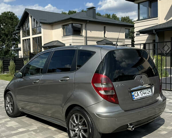 Серый Мерседес А класс, объемом двигателя 1.5 л и пробегом 296 тыс. км за 6999 $, фото 4 на Automoto.ua