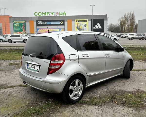 Сірий Мерседес А клас, об'ємом двигуна 2 л та пробігом 245 тис. км за 5900 $, фото 5 на Automoto.ua