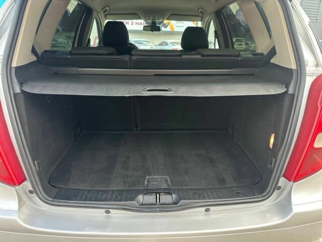 Серый Мерседес А класс, объемом двигателя 2 л и пробегом 360 тыс. км за 3950 $, фото 7 на Automoto.ua