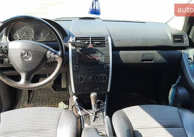 Серый Мерседес А класс, объемом двигателя 1.5 л и пробегом 199 тыс. км за 5500 $, фото 5 на Automoto.ua