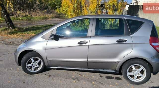 Сірий Мерседес А клас, об'ємом двигуна 1.5 л та пробігом 271 тис. км за 5500 $, фото 7 на Automoto.ua
