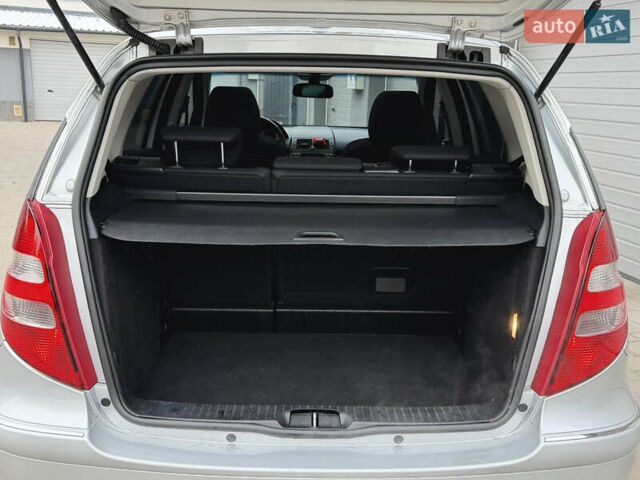 Сірий Мерседес А клас, об'ємом двигуна 1.5 л та пробігом 200 тис. км за 5300 $, фото 38 на Automoto.ua