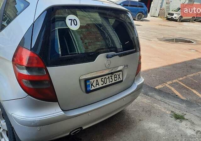 Серый Мерседес А класс, объемом двигателя 1.5 л и пробегом 199 тыс. км за 5500 $, фото 3 на Automoto.ua