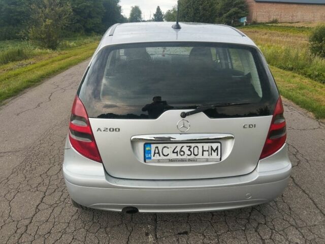 Сірий Мерседес А клас, об'ємом двигуна 2 л та пробігом 320 тис. км за 3350 $, фото 5 на Automoto.ua