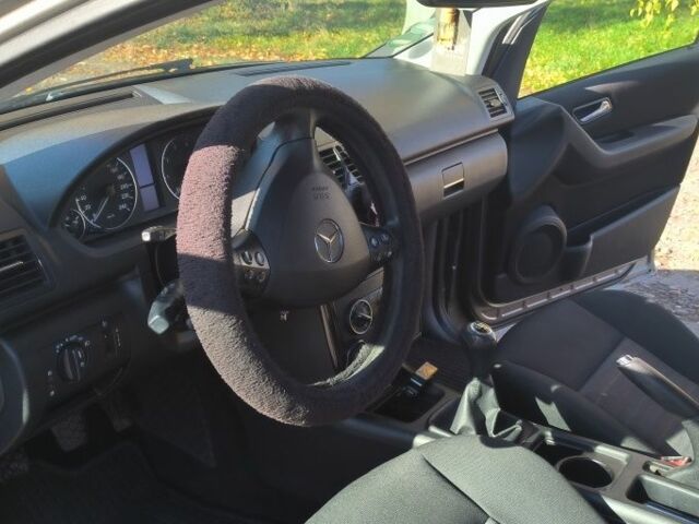 Серый Мерседес А класс, объемом двигателя 1.5 л и пробегом 271 тыс. км за 5500 $, фото 3 на Automoto.ua