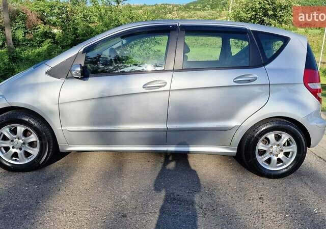 Сірий Мерседес А клас, об'ємом двигуна 1.99 л та пробігом 230 тис. км за 4894 $, фото 9 на Automoto.ua