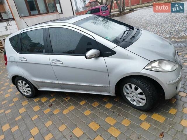 Сірий Мерседес А клас, об'ємом двигуна 1.99 л та пробігом 240 тис. км за 5000 $, фото 7 на Automoto.ua