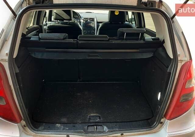 Серый Мерседес А класс, объемом двигателя 1.5 л и пробегом 199 тыс. км за 5500 $, фото 9 на Automoto.ua