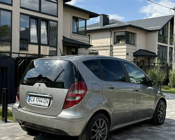 Серый Мерседес А класс, объемом двигателя 1.5 л и пробегом 296 тыс. км за 6999 $, фото 3 на Automoto.ua