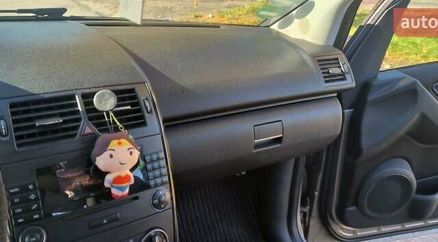 Сірий Мерседес А клас, об'ємом двигуна 1.5 л та пробігом 271 тис. км за 5500 $, фото 14 на Automoto.ua