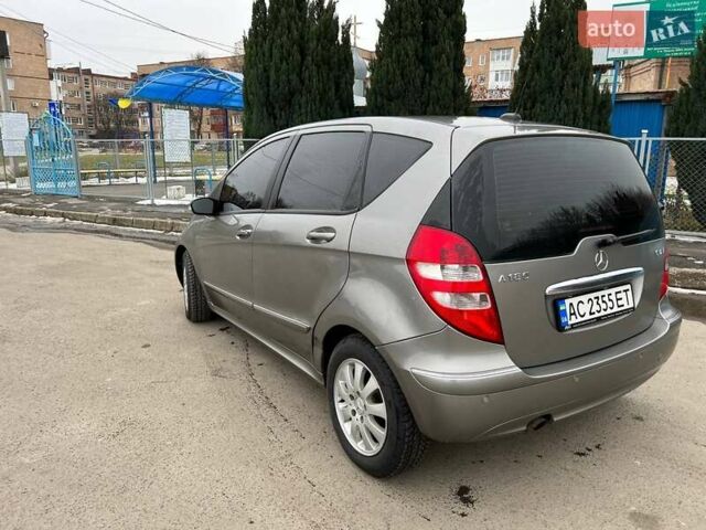 Серый Мерседес А класс, объемом двигателя 2 л и пробегом 250 тыс. км за 7700 $, фото 18 на Automoto.ua