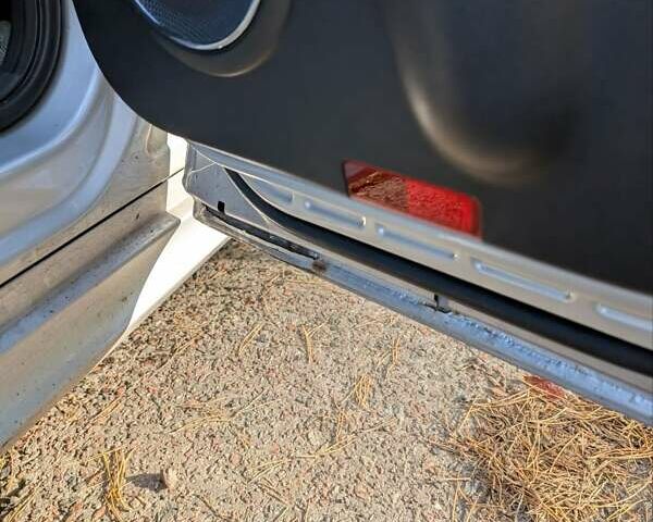 Серый Мерседес А класс, объемом двигателя 1.99 л и пробегом 300 тыс. км за 5000 $, фото 16 на Automoto.ua