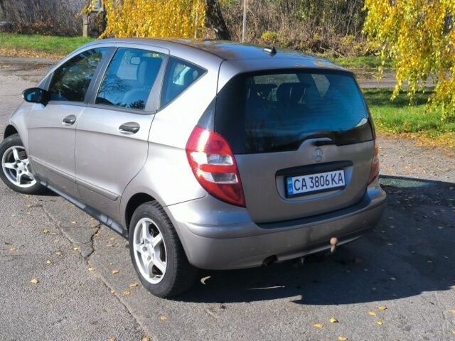 Серый Мерседес А класс, объемом двигателя 1.5 л и пробегом 271 тыс. км за 5500 $, фото 1 на Automoto.ua