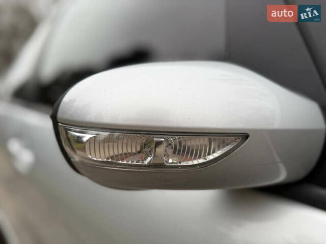 Серый Мерседес А класс, объемом двигателя 2 л и пробегом 187 тыс. км за 5500 $, фото 25 на Automoto.ua