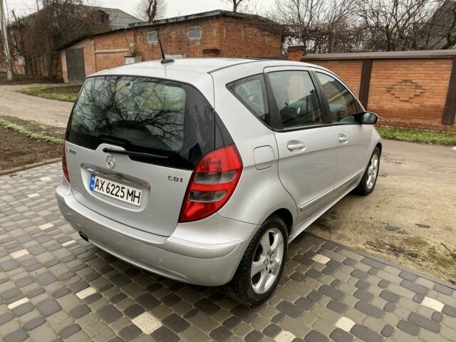 Серый Мерседес А класс, объемом двигателя 2 л и пробегом 235 тыс. км за 5650 $, фото 4 на Automoto.ua