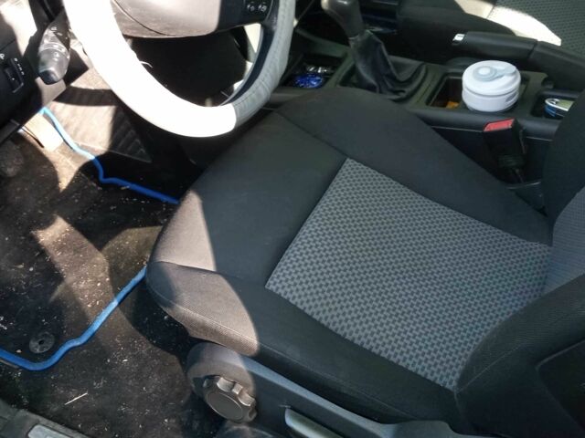 Серый Мерседес А класс, объемом двигателя 2 л и пробегом 198 тыс. км за 6078 $, фото 20 на Automoto.ua