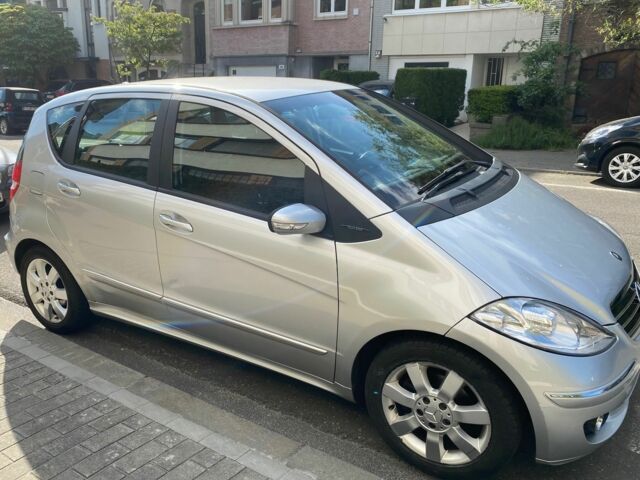 Серый Мерседес А класс, объемом двигателя 1.99 л и пробегом 288 тыс. км за 3600 $, фото 8 на Automoto.ua