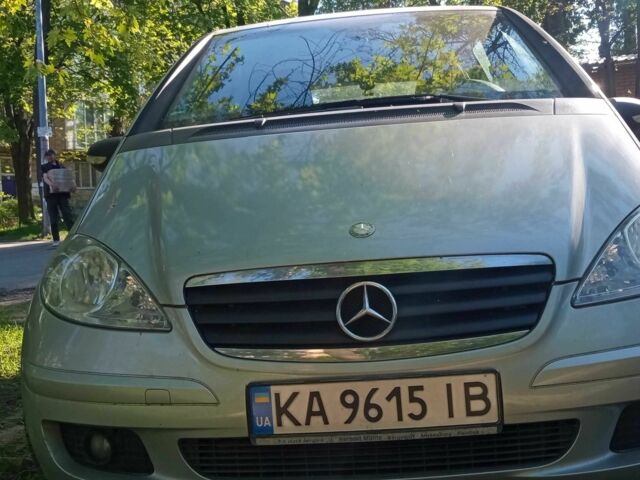 Серый Мерседес А класс, объемом двигателя 2 л и пробегом 198 тыс. км за 6078 $, фото 1 на Automoto.ua
