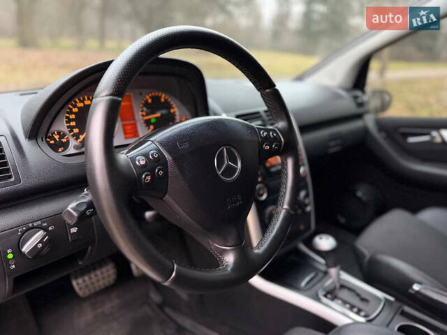 Серый Мерседес А класс, объемом двигателя 2 л и пробегом 187 тыс. км за 5500 $, фото 50 на Automoto.ua