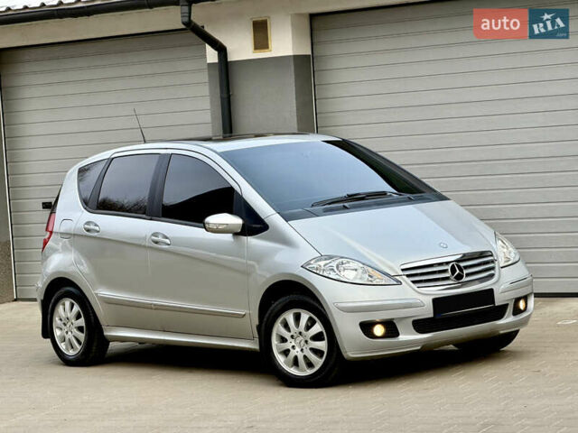 Сірий Мерседес А клас, об'ємом двигуна 1.5 л та пробігом 200 тис. км за 5300 $, фото 4 на Automoto.ua