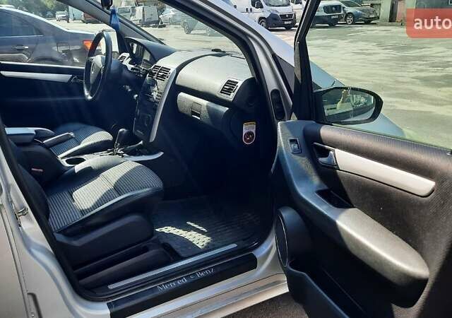 Серый Мерседес А класс, объемом двигателя 1.5 л и пробегом 199 тыс. км за 5500 $, фото 7 на Automoto.ua