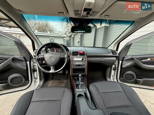 Сірий Мерседес А клас, об'ємом двигуна 1.5 л та пробігом 200 тис. км за 5300 $, фото 27 на Automoto.ua