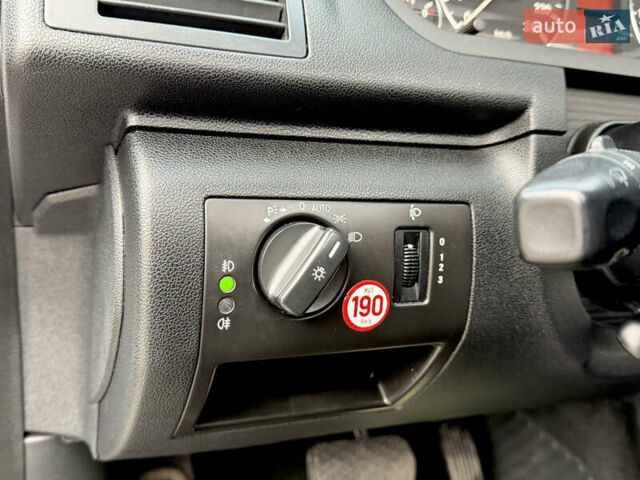 Сірий Мерседес А клас, об'ємом двигуна 1.5 л та пробігом 200 тис. км за 5300 $, фото 23 на Automoto.ua