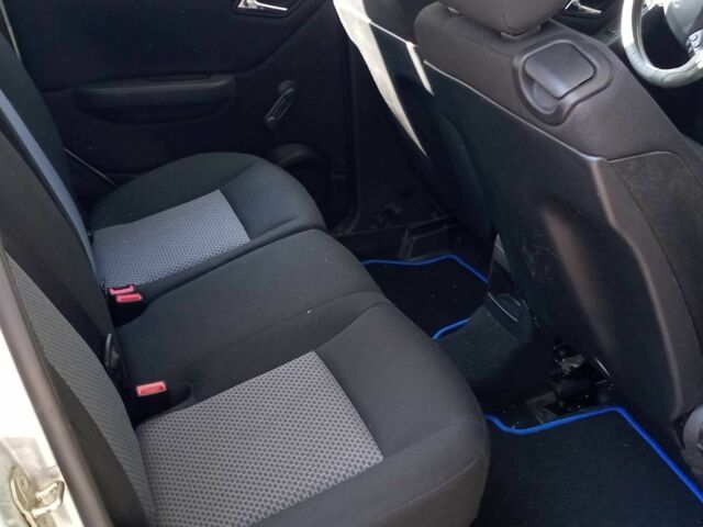 Серый Мерседес А класс, объемом двигателя 2 л и пробегом 198 тыс. км за 6078 $, фото 12 на Automoto.ua