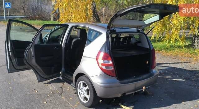 Сірий Мерседес А клас, об'ємом двигуна 1.5 л та пробігом 271 тис. км за 5500 $, фото 9 на Automoto.ua